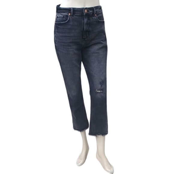 686646....Loft Straight leg Crop Jeans Size 26/2, 23" Inseam 10" Rise - Picture 2 of 6